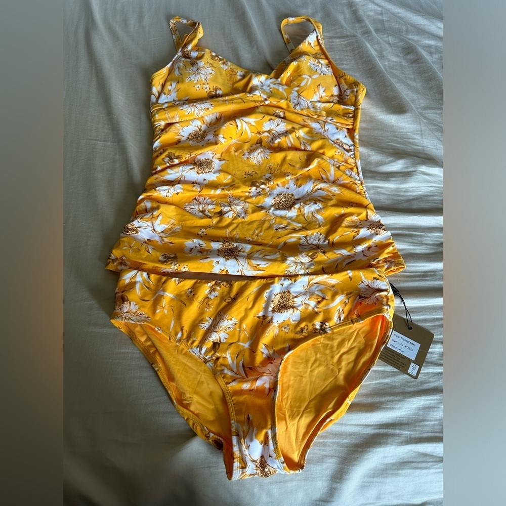 NWT Niptuck 2 piece swim suit